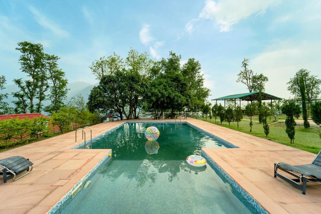 เนียร์ คงคา รีสอร์ต Hotel ริชิเคช ภายนอก รูปภาพ