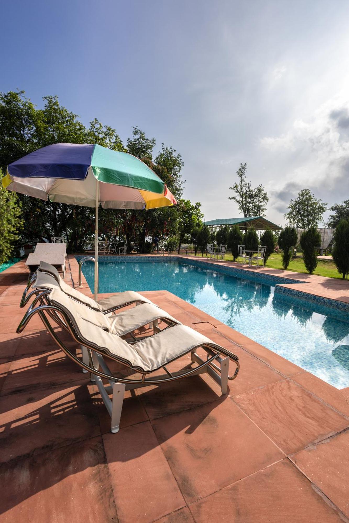 เนียร์ คงคา รีสอร์ต Hotel ริชิเคช ภายนอก รูปภาพ