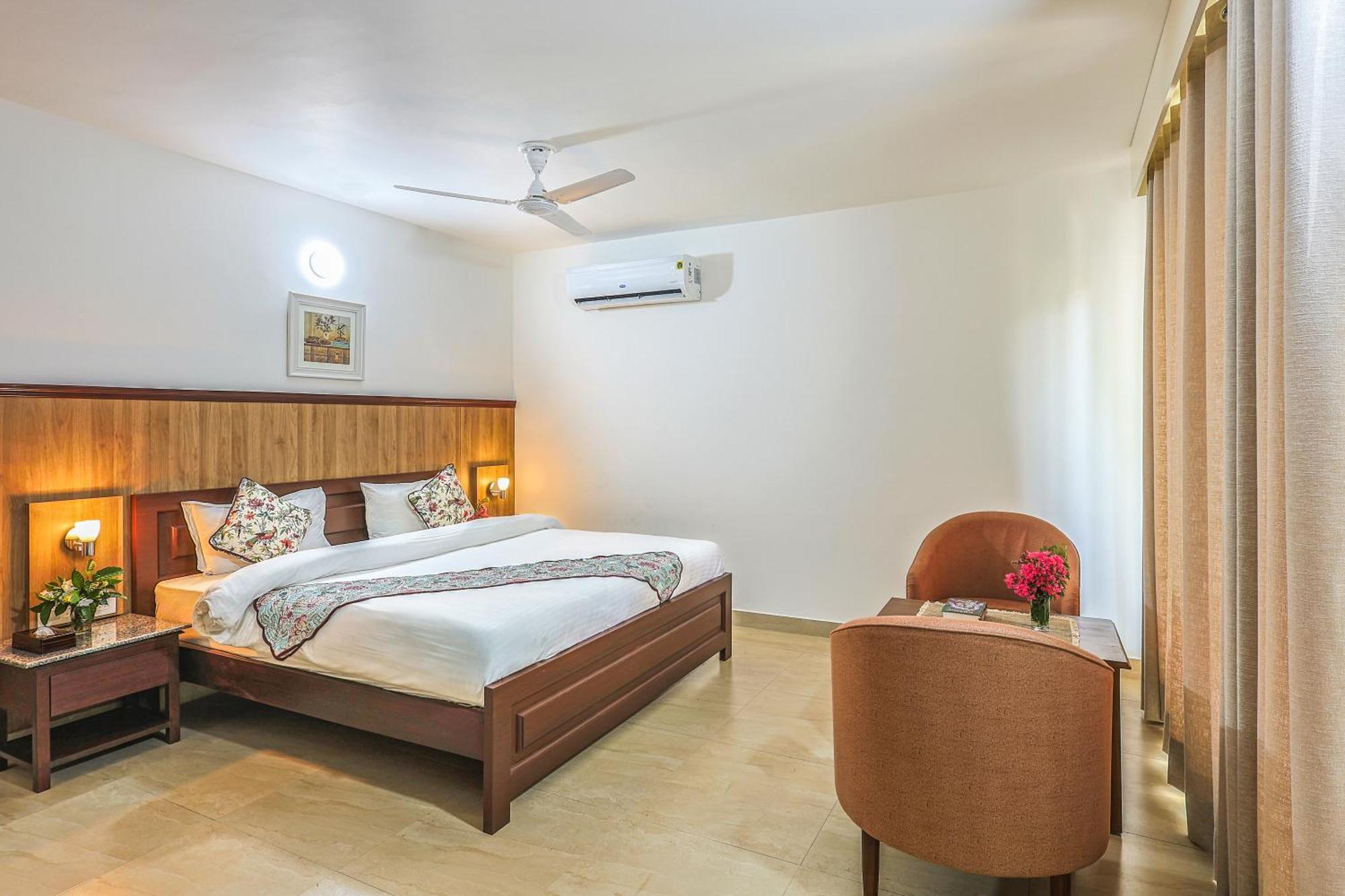 เนียร์ คงคา รีสอร์ต Hotel ริชิเคช ภายนอก รูปภาพ