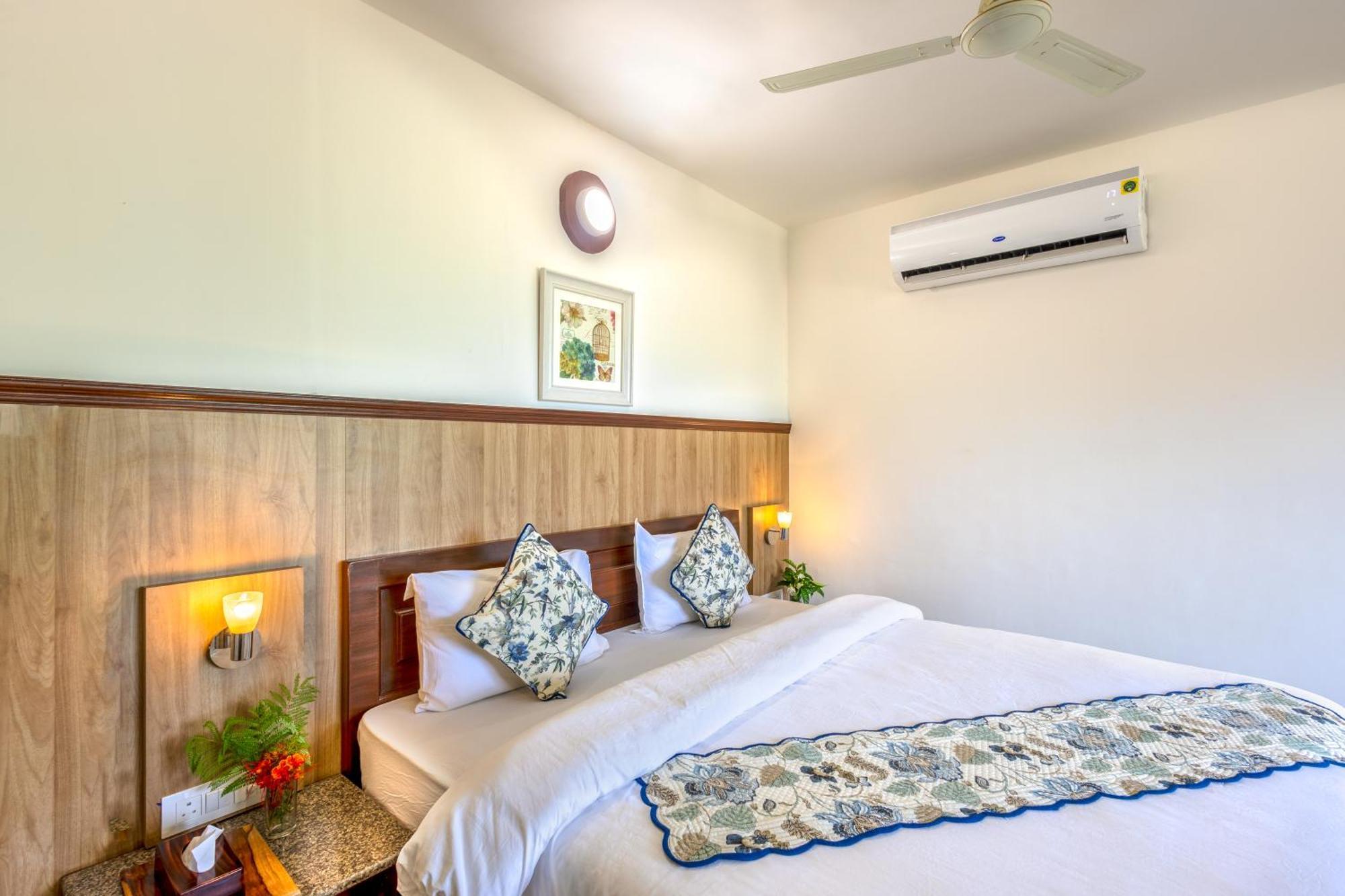 เนียร์ คงคา รีสอร์ต Hotel ริชิเคช ภายนอก รูปภาพ